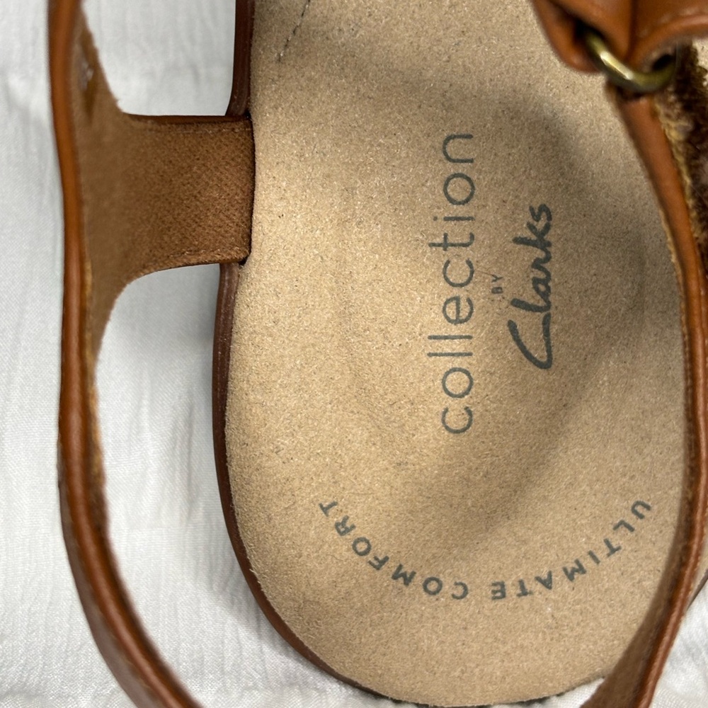 Women's Clarks Ada Mist Tan Metallic Combi Leather Sandal -size 6.5 - Picture 9 of 11